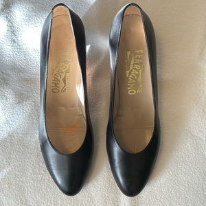 Vintage Salvatore Ferragamo black mid level (2 inch) heel.